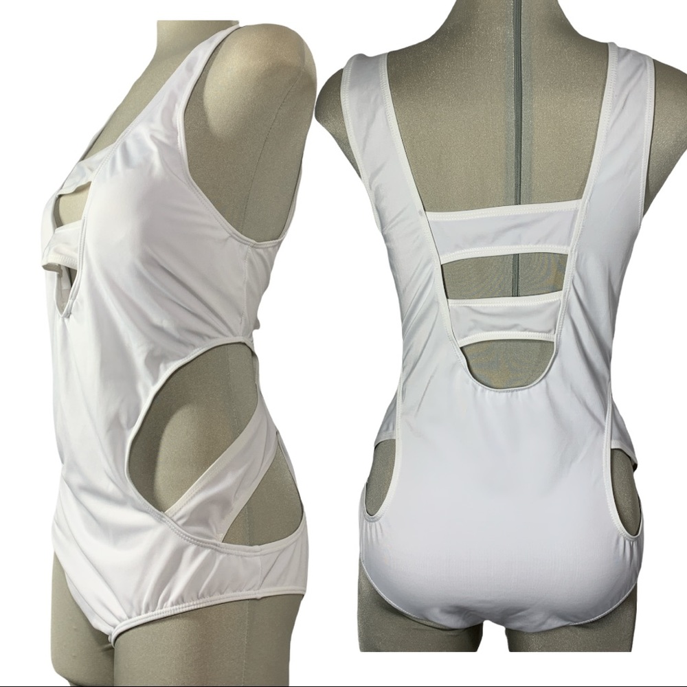 White  Custom Designer  One Piece Swimsuit Size XL - Picture 14 of 14